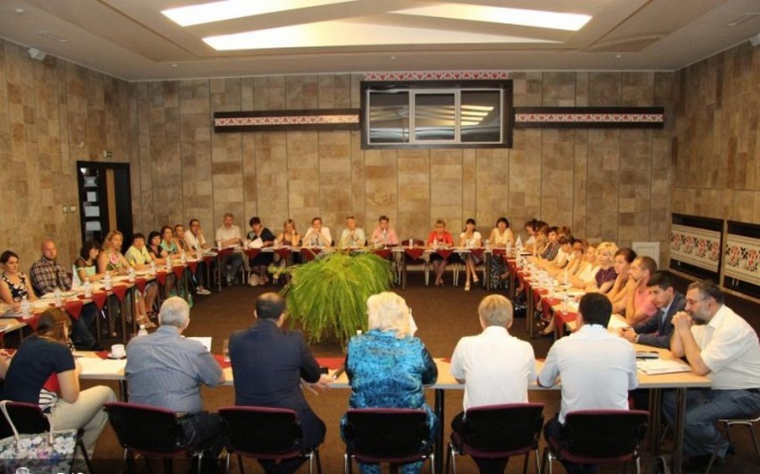 ​В Украине представители этнических народностей совместно с госслужащими обсудили вопросы применения евростандартов