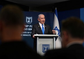 Netanyahu Makronu cahillikdə ittiham edib