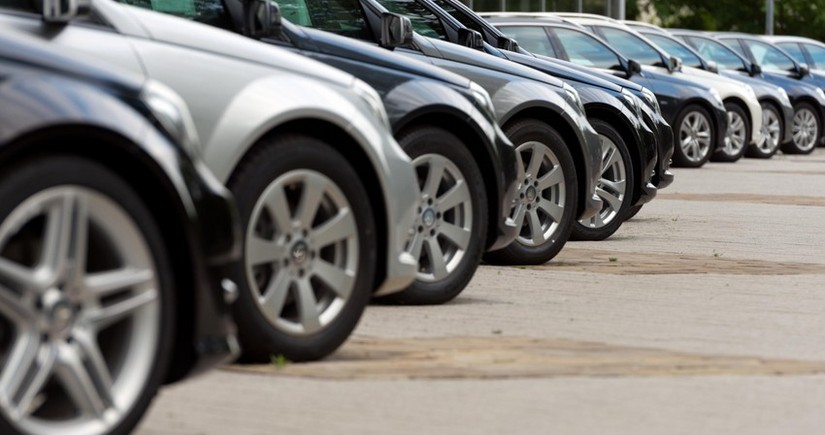 Венгрия предложила ЕС снизить импортные тарифы на автомобили из США до 2,5%