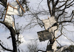 2 dead, 6 injured as tornadoes tear through parts of Texas and Mississippi