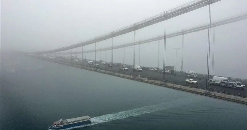 Ship traffic through Bosphorus temporarily suspended