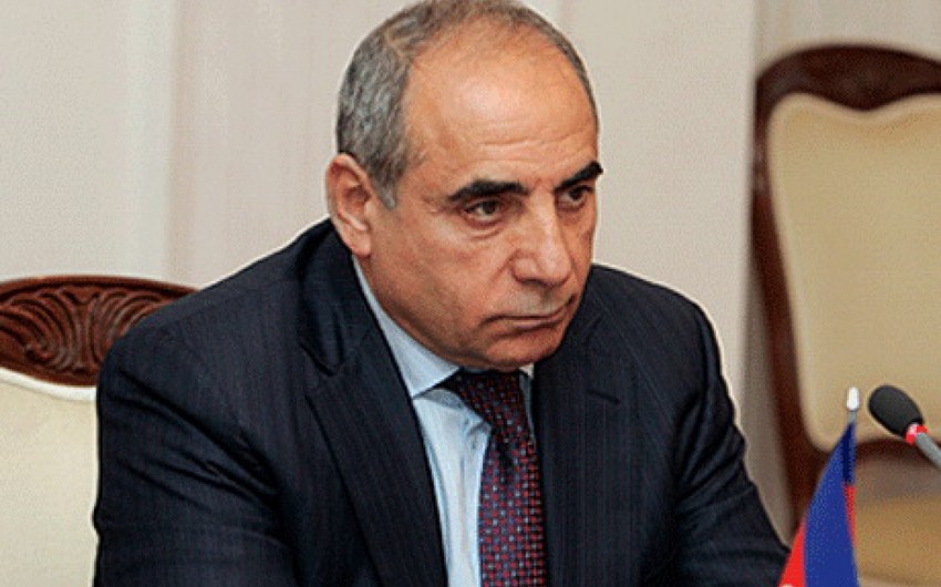 Заместитель премьер-министра Азербайджана оставил запись в книге соболезнований в посольстве Кыргызстана
