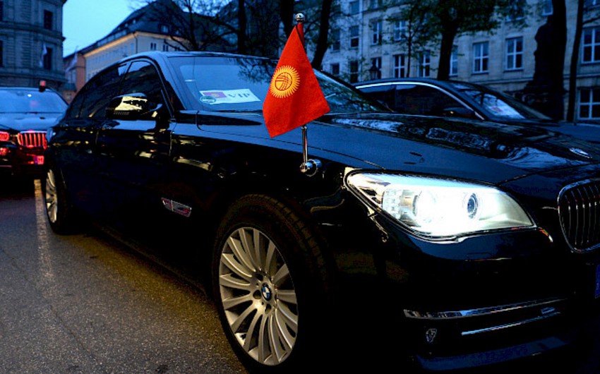 Кортеж президента Кыргызстана попал в аварию, есть погибший