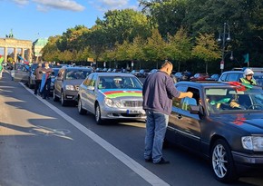 В Берлине прошел автопробег в знак протеста против военных преступлений Армении