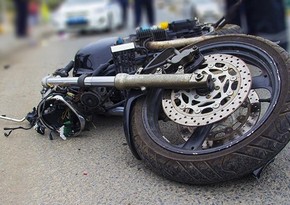 Bakıda 23 yaşlı qadın motosikletçi qəza törədib