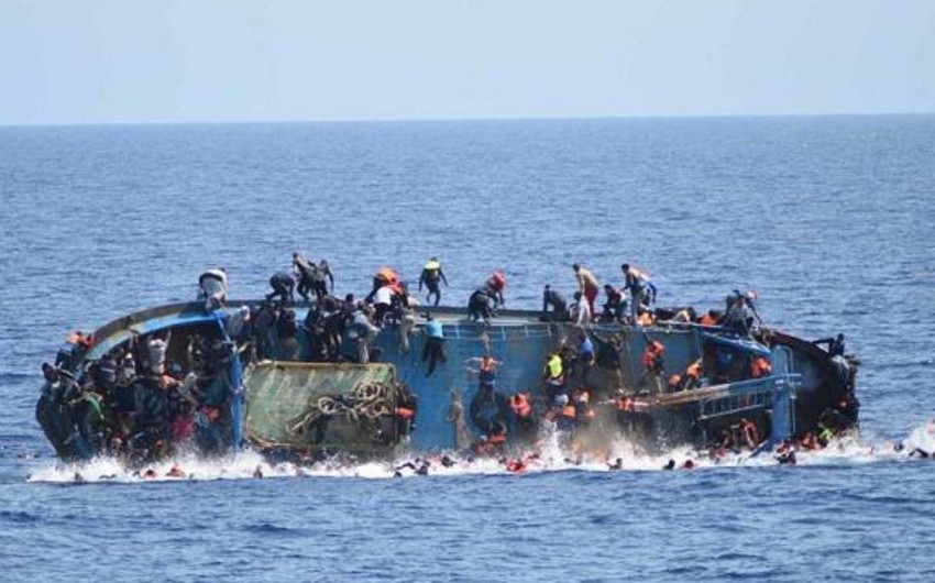 ​Более 20 мигрантов погибли при попытке пересечь Средиземное море
