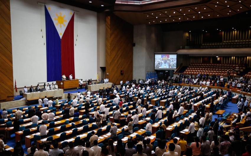 Парламент Филиппин одобрил закон об обязательной регистрации sim-карт