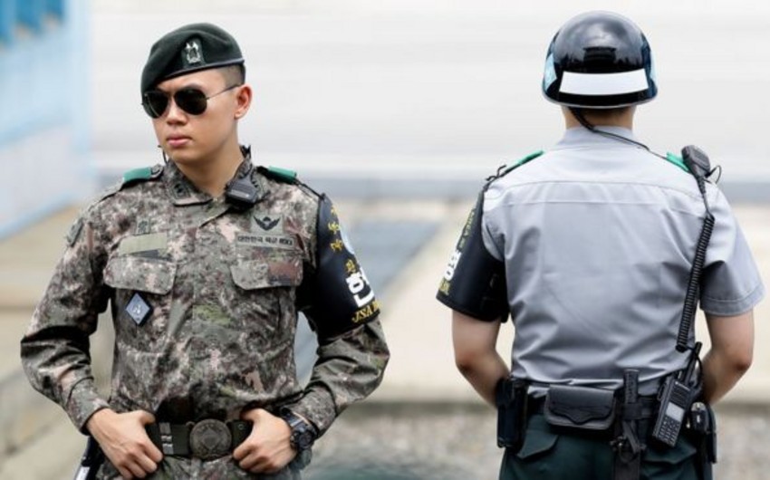 Rəsmi Seul Pxenyana hərbi danışıqların bərpa olunmasını təklif edib