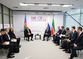 Ilham Aliyev meets with head of Tatarstan