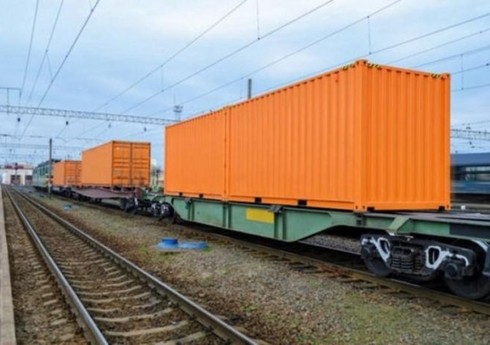 Казахстанская компания в феврале отправила по Среднему коридору 3 контейнерных поезда