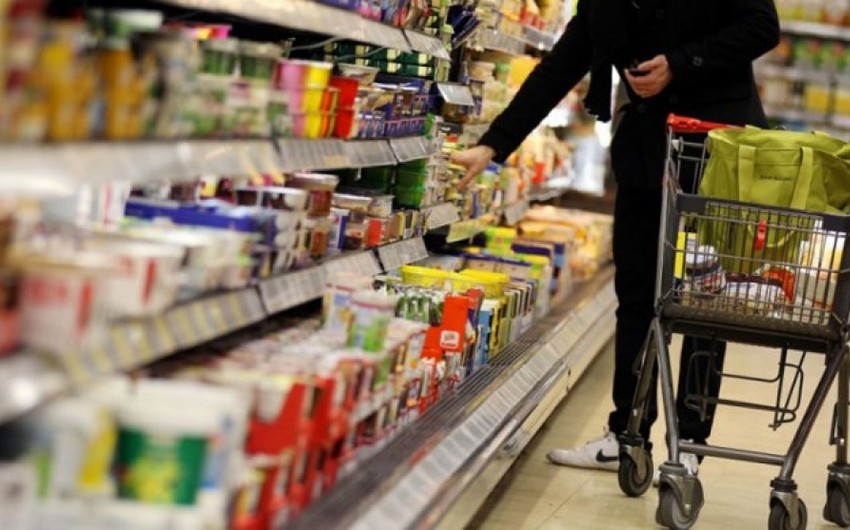 Azerbaijan to revise law on consumer market control