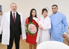 Президент Ильхам Алиев и первая леди Мехрибан Алиева встретились с родителями 10-миллионного жителя Азербайджана - ФОТО