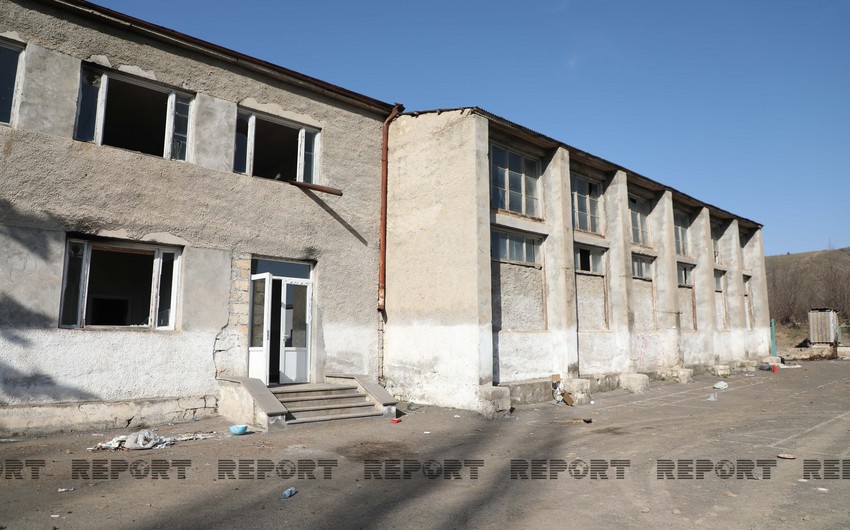 В Ходжавенде армяне превратили школу в хлев
