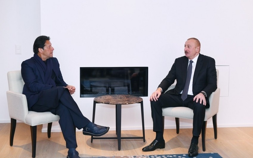 Президент Ильхам Алиев встретился в Давосе с премьер-министром Пакистана - ФОТО