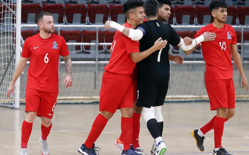 Сборная Азербайджана по футзалу разгромила команду Греции