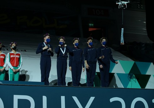 На Кубке мира в Баку медали вручали дроны