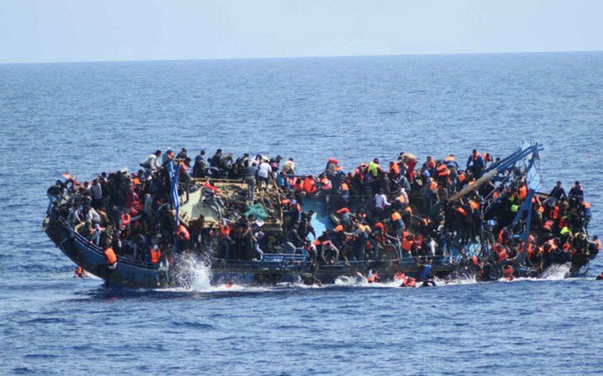 Migrant boat sinks off Tunisia killing 20