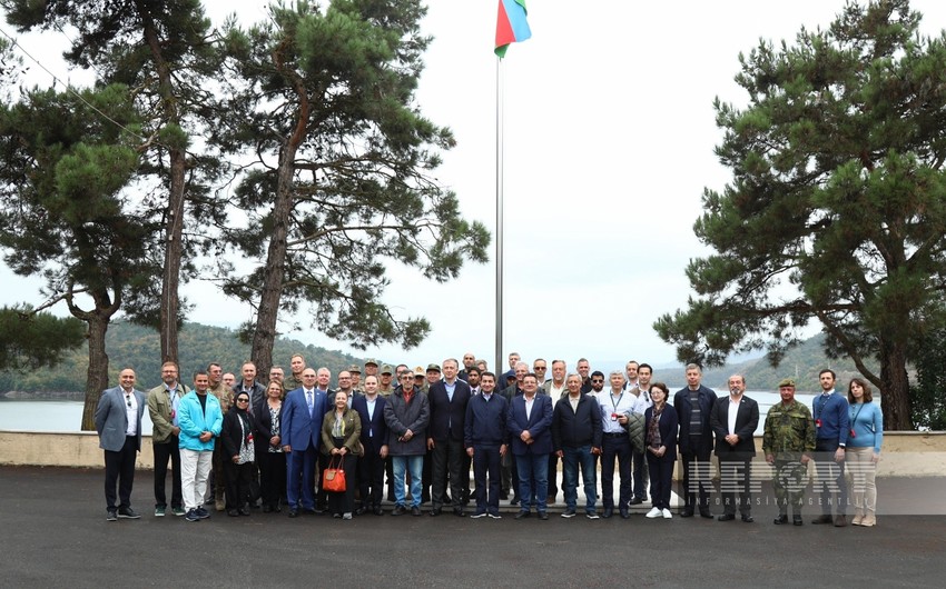 Foreign diplomats visit Sarsang water reservoir