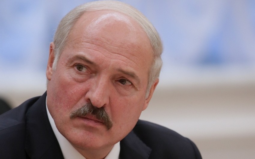 Belarusian president urges foreign minister to take measures to find new markets