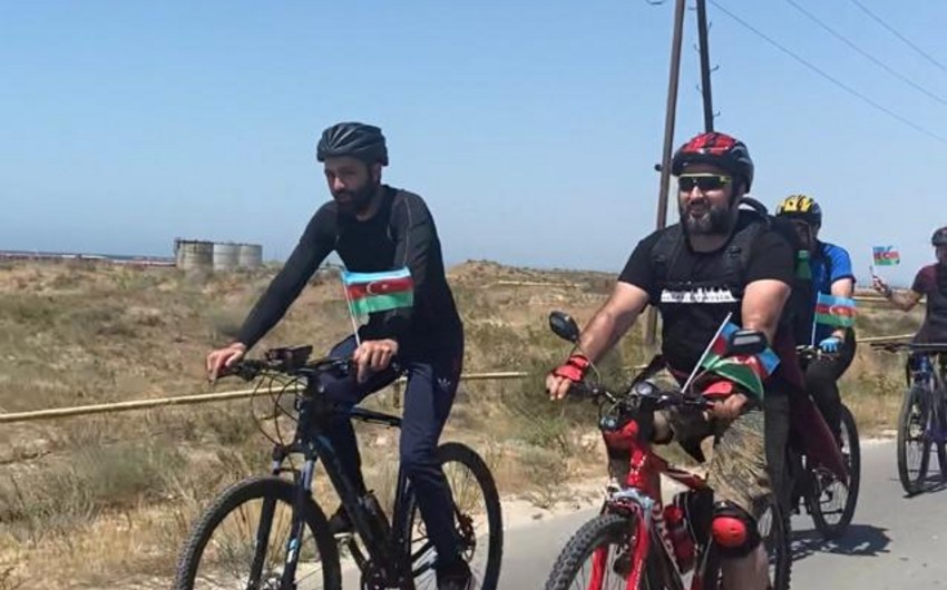Bakıdan Abşeron milli parkına velosiped yürüşü keçirilib