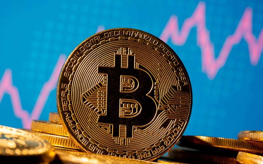 Bitcoin price grows over 5%