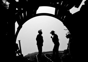 6 trapped in coal mine cave-in in north China