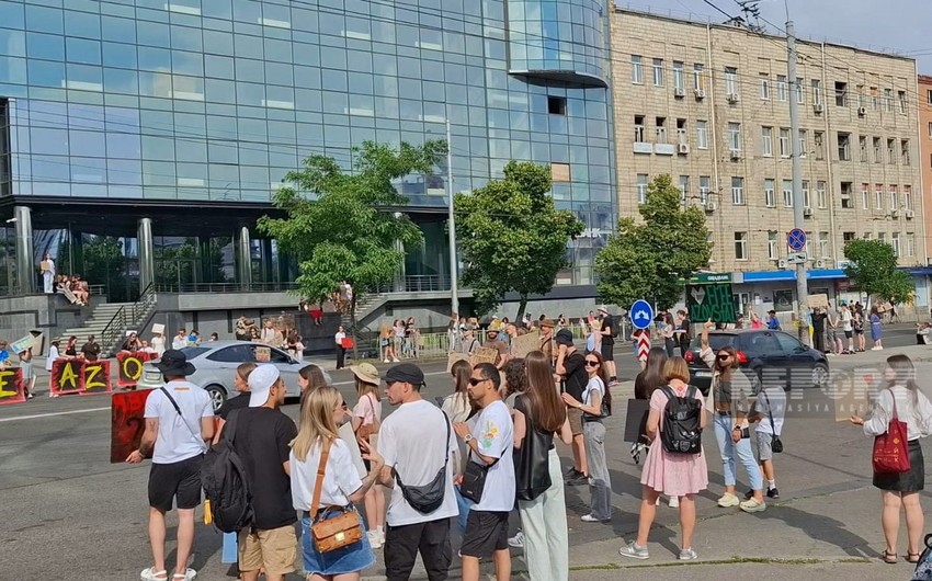 Əsirlərin azad edilməsi tələbi ilə Kiyevdə aksiyalar başlayıb - FOTOREPORTAJ