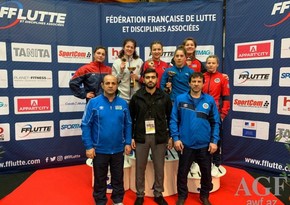 Azerbaijani female wrestlers claim three medals in France