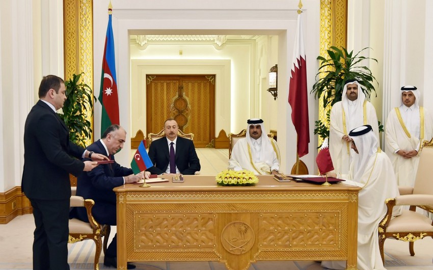 Azerbaijan and Qatar sign documents