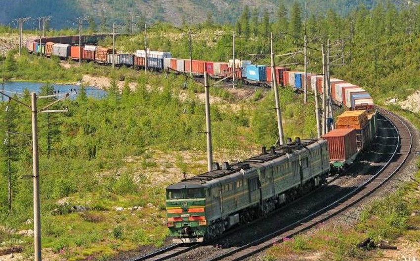 Russian Railways cuts tariffs for freight transportation to Azerbaijan