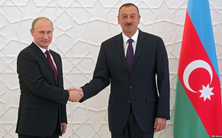 ​Путин поздравил Ильхама Алиева c Днем Победы