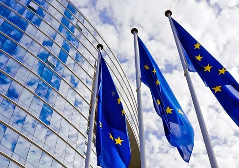 ЕС в рамках нового пакета введет санкции против 69 человек и 47 организаций