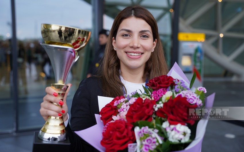 Чемпионка Европы Ульвия Фаталиева вернулась на родину