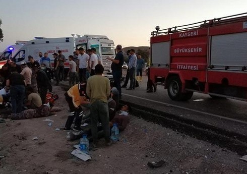 Тяжелое ДТП в Турции: 18 пострадавших