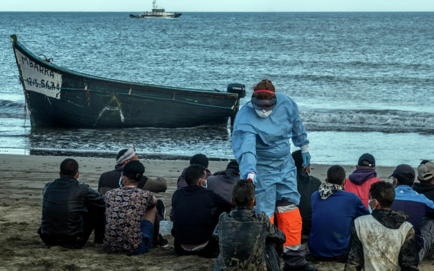 ВМС Колумбии спасли восьмерых граждан Азербайджана