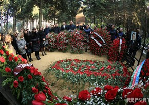 Jalal Aliyev buried next to grave of his brother Agil Aliyev