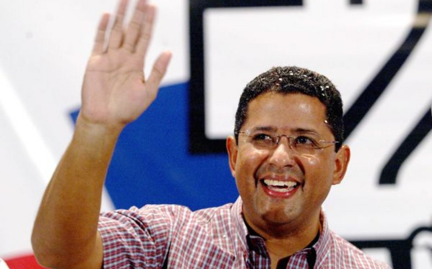 ​Salvadorun sabiq prezidenti komaya düşüb