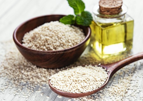 Азербайджан возобновил импорт кунжутного масла из двух стран