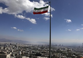 Media: Iran choosing between striking Israel and a covert operation