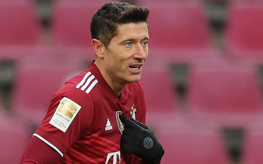 Bavariya dünyanın ən yaxşı futbolçusunu transferə çıxarır