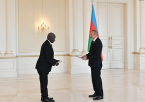 Azerbaijani President receives credentials of incoming Ugandan ambassador