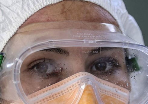 В Азербайджане за сутки коронавирусом заразились 1 896 человек