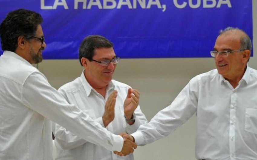 В Колумбии завершился 52-летний конфликт, власти и повстанцы подписали соглашение