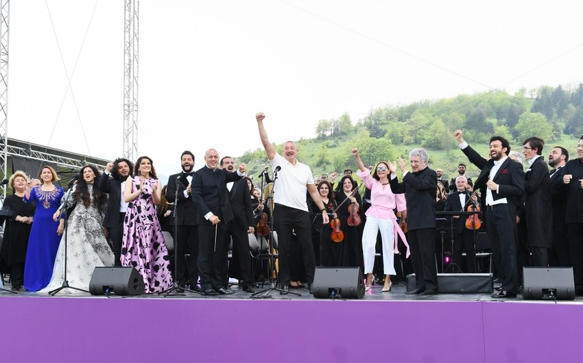 Şuşada “Xarıbülbül” musiqi festivalı başa çatıb - YENİLƏNİB - 2