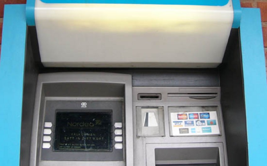 ​В Азербайджане вновь растет количество банкоматов