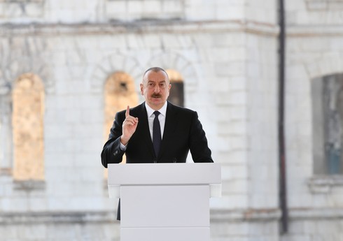 Президент: Азербайджанский народ доказал всему миру, что мы - великий народ