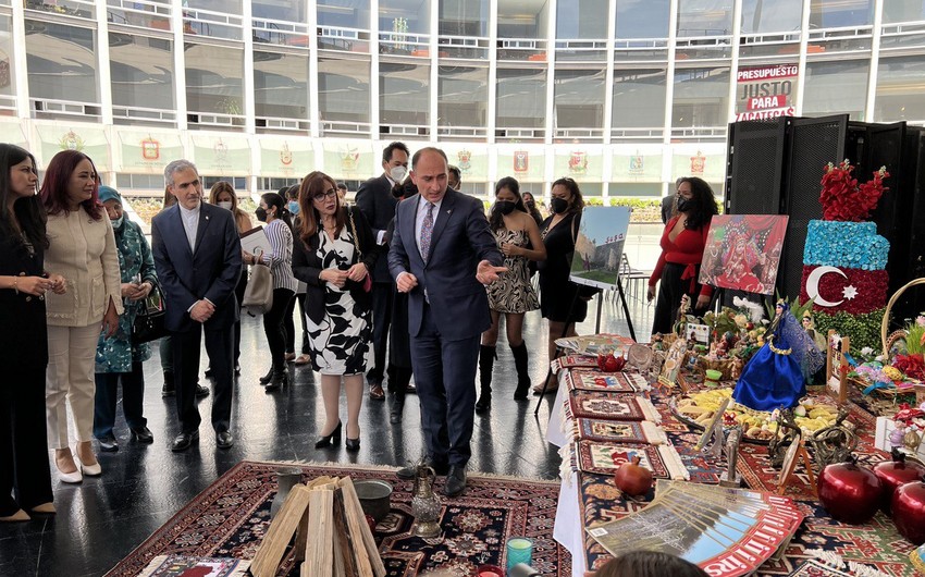 Meksika senatorlarına Azərbaycan mədəniyyəti, tarixinə aid materiallar nümayiş etdirilib