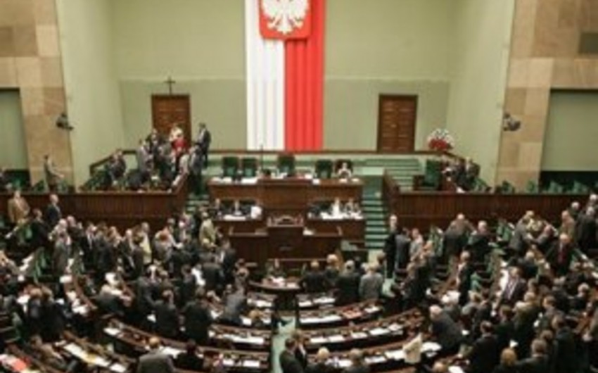 ​Три министра и спикер Сейма Польши подали в отставку