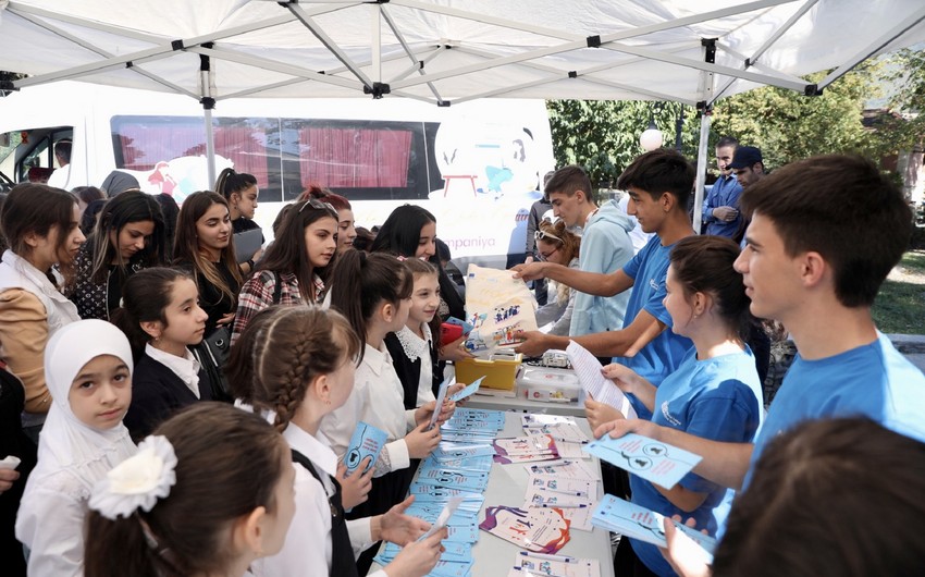 Beynəlxalq Qızlar Gününə həsr olunmuş maarifləndirmə kampaniyası başa çatıb