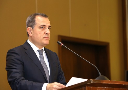 Министр: Международное сообщество должно оказать давление на Армению